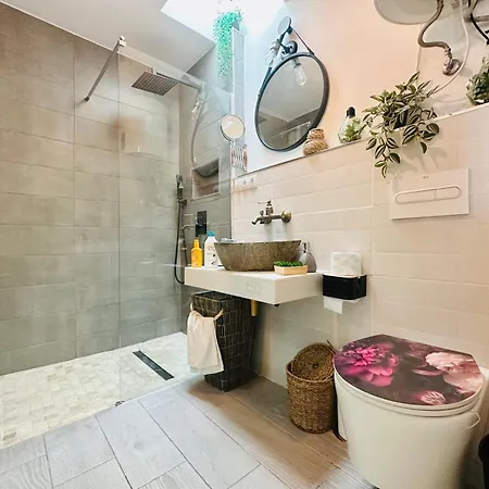 Casa Delux *